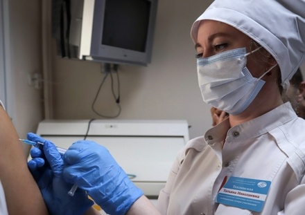 В России за сутки зафиксировано 19 179 случаев заражения коронавирусом