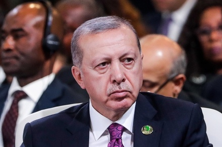 Эрдоган пообещал ответить Вашингтону на объявленную торговую войну