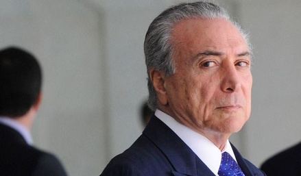 Президенту Бразилии грозит импичмент после публикации аудиокомпромата
