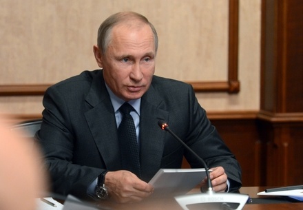 Путин призвал избранных губернаторов открыто формировать команду