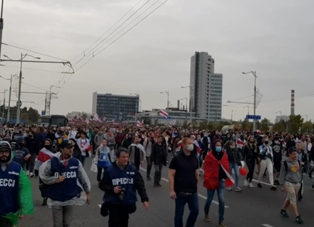 Около 140 человек задержали на несанкционированном митинге в Минске