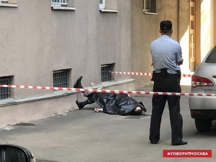 Мужчина выпал с девятого этажа «Дома на набережной» в Москве