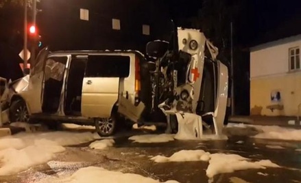 Семь человек пострадали в ДТП с участием скорой на Сахалине