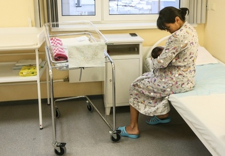Беременным россиянкам объяснили, как проходят роды в условиях пандемии 