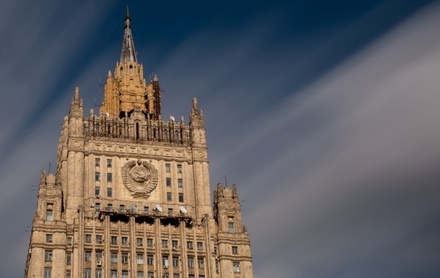 МИД России вызвал посла Польши из-за демонтажа памятника Черняховскому