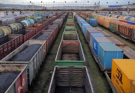 Киев ввёл санкции против ряда российских транспортных компаний