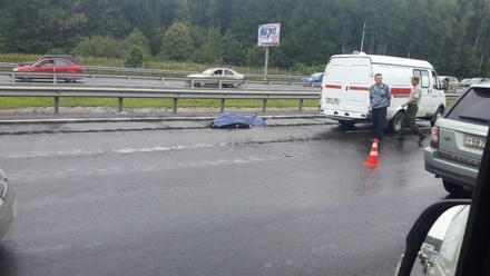 Мотоциклист погиб на трассе в Подмосковье