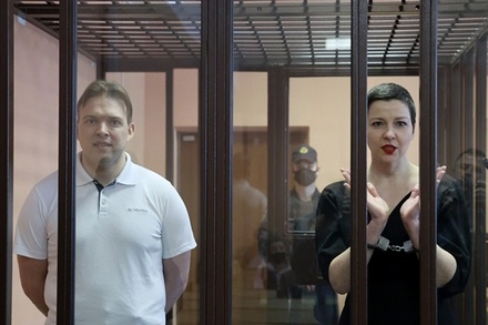 В Госдуме поддержали приговор лидерам оппозиции Колесниковой и Знаку