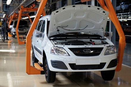 «АвтоВАЗ» планирует возобновить производство Lada Largus в сентябре