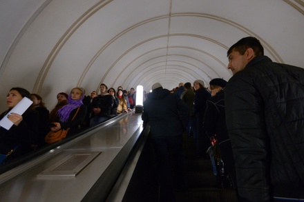 В московском метро запретили простой эскалаторов