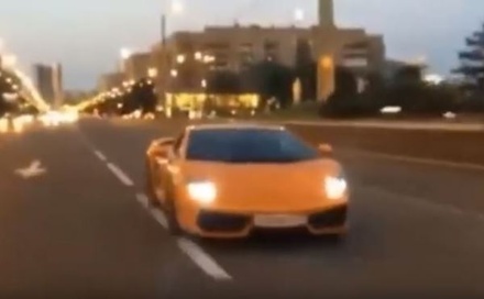 ГИБДД заинтересовалась видеозаписью лихачества на Lamborghini в центре Москвы