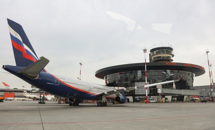 Самолёт Москва — Оренбург вернулся в Шереметьево из-за технических неполадок