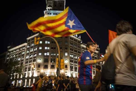Суд Испании заблокировал возможность для каталонцев объявить о независимости