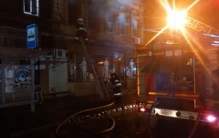 В Ростове-на-Дону горит многоквартирный жилой дом