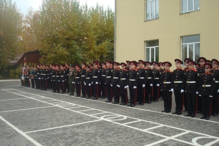 Воспитанники Томского кадетского корпуса объявили голодовку
