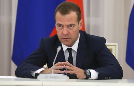 В Совфеде «опечалены» отказом США принять делегацию из РФ во главе с Медведевым  