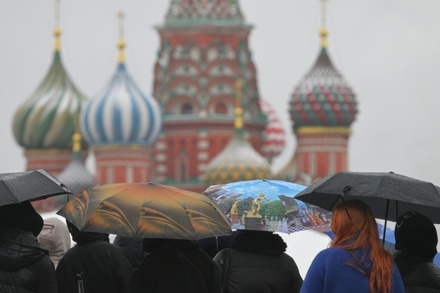 Москвичей призвали пересесть на городской транспорт из-за дождя