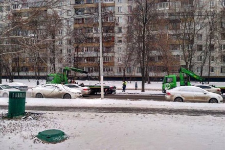 В ЦОДД рассказали о самовольной установке запрещающего парковку знака на юге Москвы