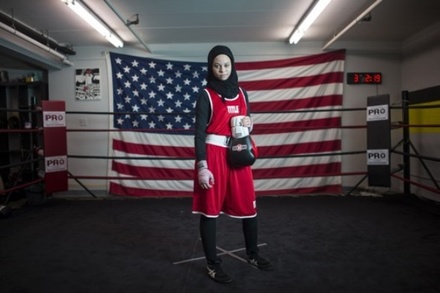 В США 16-летней мусульманке разрешили боксировать в хиджабе