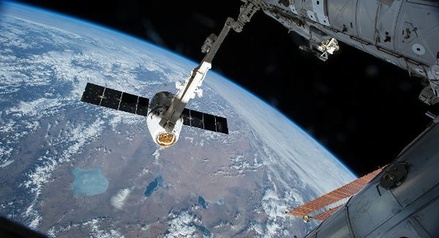 Орбиту МКС увеличили на 800 метров