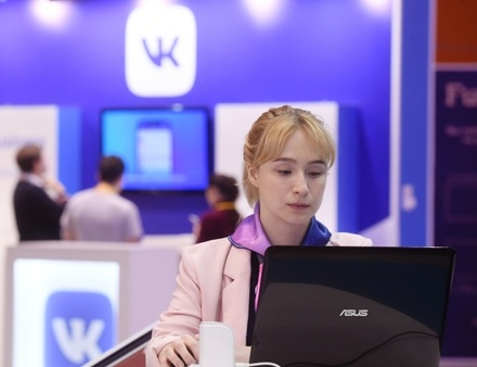 «ВКонтакте» подаст в суд на сервис поиска людей по фотографиям