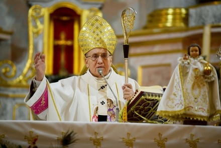 Папа римский принял отставку главы белорусских католиков