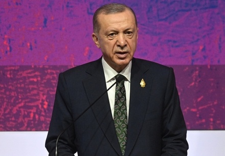 Эрдоган лидирует в I туре выборов после обработки 85% бюллетеней