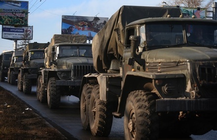 Киев заявил об отводе артиллерии от линии соприкосновения в Донбассе