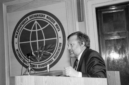 Учёный-международник Виктор Кременюк скончался на 77-м году жизни
