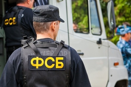 ФСБ заявила о поимке в Крыму двух украинских шпионов