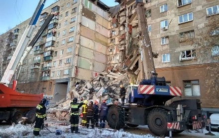 МЧС просит выйти на связь жильцов нескольких подъездов рухнувшего дома в Магнитогорске