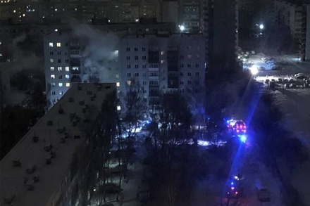 Власти обещали помочь пострадавшим при пожаре в жилом доме в Екатеринбурге