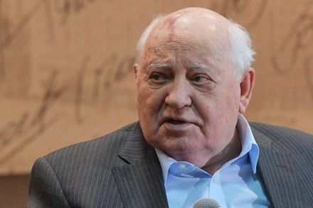 Горбачёв ответил Путину на слова об упущении со стороны СССР при подписании ДРСМД