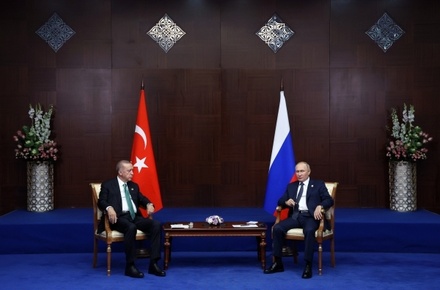 В Астане началась встреча президентов России и Турции