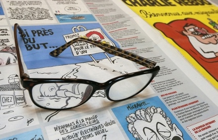 В сети собирают подписи за блокировку интернет-страницы Charlie Hebdo в России