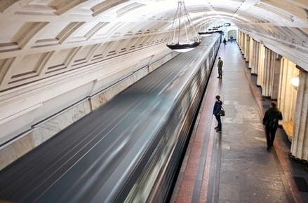 Дептранс предупредил о закрытии центральных станций метро Москвы на выход