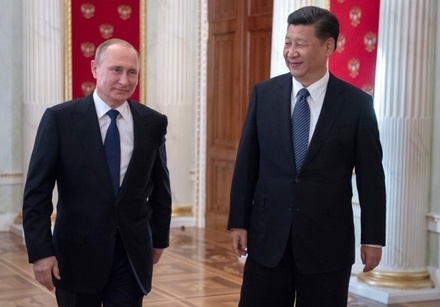 Владимир Путин назвал Китай главным торговым партнёром РФ