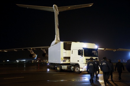 В Пулково прибыл второй борт МЧС с останками погибших в авиакатастрофе в Египте 