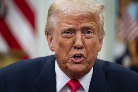 Политолог назвал Трампа «Конаном-варваром» зелёной повестки демократов