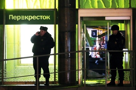 Путин назвал взрыв в супермаркете в Петербурге терактом