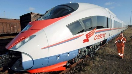 Скоростной поезд «Сапсан» в Москве сбил двух человек