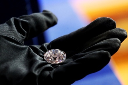 В Японии похитили бриллиант стоимостью 1 миллион 800 тысяч долларов