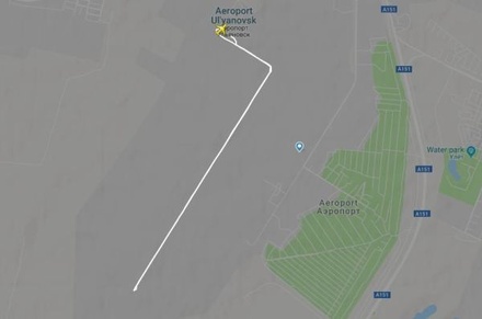 В Ульяновске Sukhoi Superjet-100 прервал взлёт из-за отказа гидросистемы