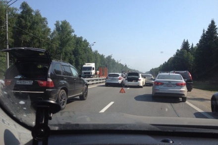 На Киевском шоссе в районе Рассудово столкнулись 7 машин