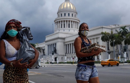 Власти Кубы увеличили карантин для въезжающих до двух недель