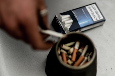 Во Франции проверяют гипотезу о пользе никотина в борьбе с COVID-19