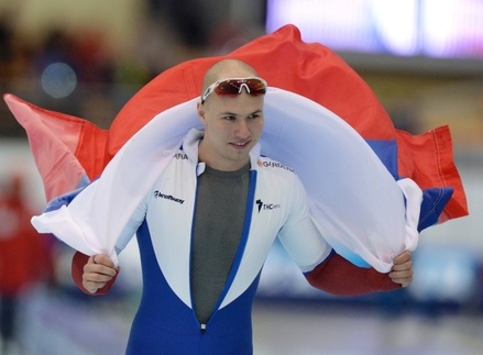 Конькобежец Павел Кулижников стал чемпионом мира на дистанции 500 метров
