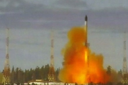 Рогозин назвал «подарком НАТО» испытание ракеты «Сармат»