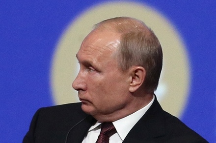 Владимир Путин отказался идти на третий президентский срок подряд
