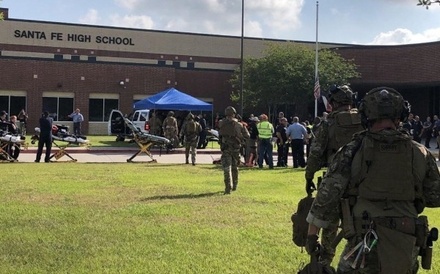 Число жертв стрельбы в школе Техаса выросло до десяти